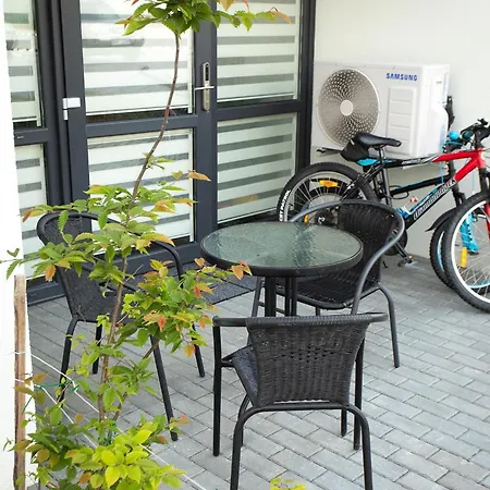 아파트 Mindaugo Apartamentai Su Sildomu Baseinu, Sporto Sale, Vaiku Kambariu, Work Zona